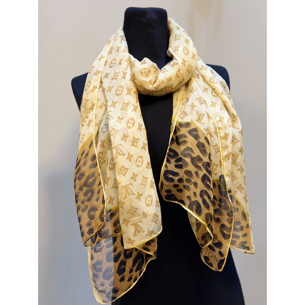 Louis Vuitton Monogram Leopard Print Silk Scarf Gold Tan Made in Italy Luxury